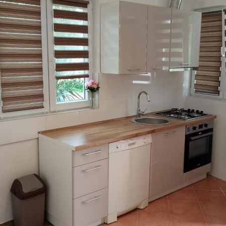 Apartmani Nikola Biograd Na Moru Zewnętrze zdjęcie