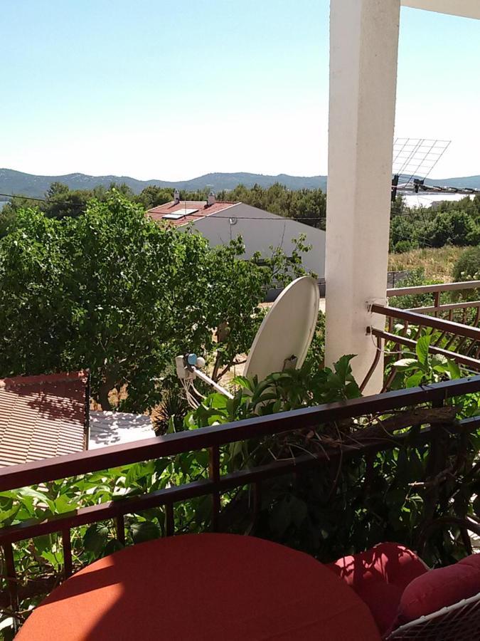 Apartmani Nikola Biograd Na Moru Zewnętrze zdjęcie