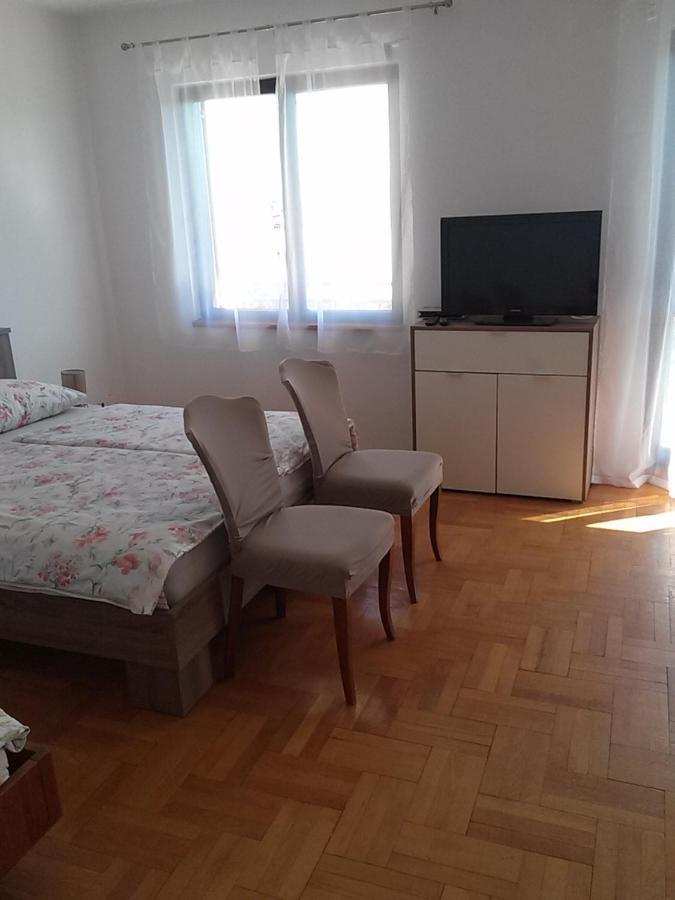Apartmani Nikola Biograd Na Moru Zewnętrze zdjęcie