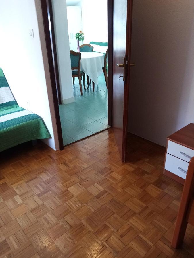 Apartmani Nikola Biograd Na Moru Zewnętrze zdjęcie