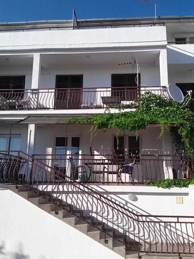 Apartmani Nikola Biograd Na Moru Zewnętrze zdjęcie