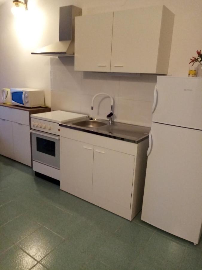 Apartmani Nikola Biograd Na Moru Zewnętrze zdjęcie