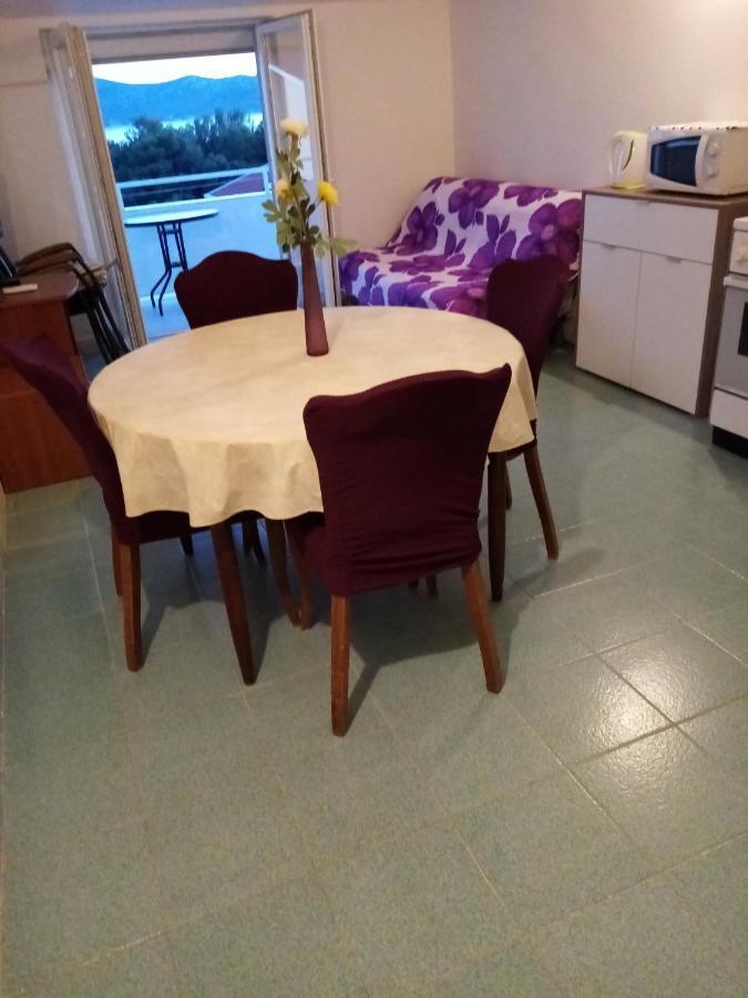 Apartmani Nikola Biograd Na Moru Zewnętrze zdjęcie